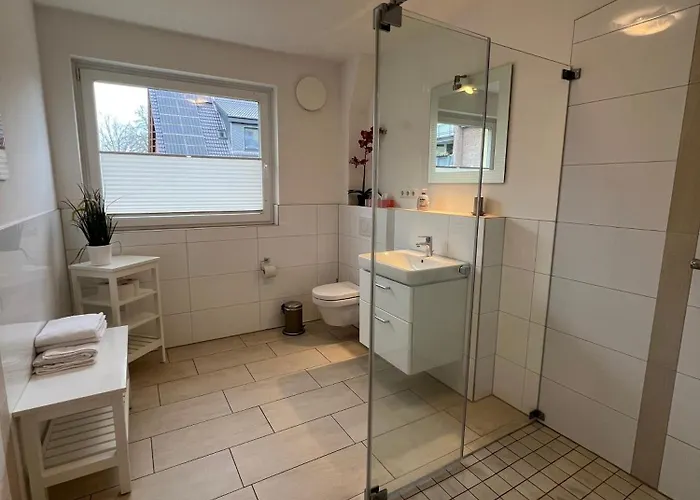 Lighthouse 3 格洛米茨